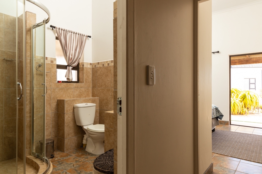 4 Bedroom Property for Sale in Dwarskersbos Western Cape